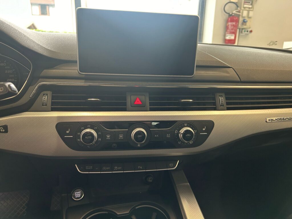 AUDI A4 Business QUATTRO Automatica 190cv
